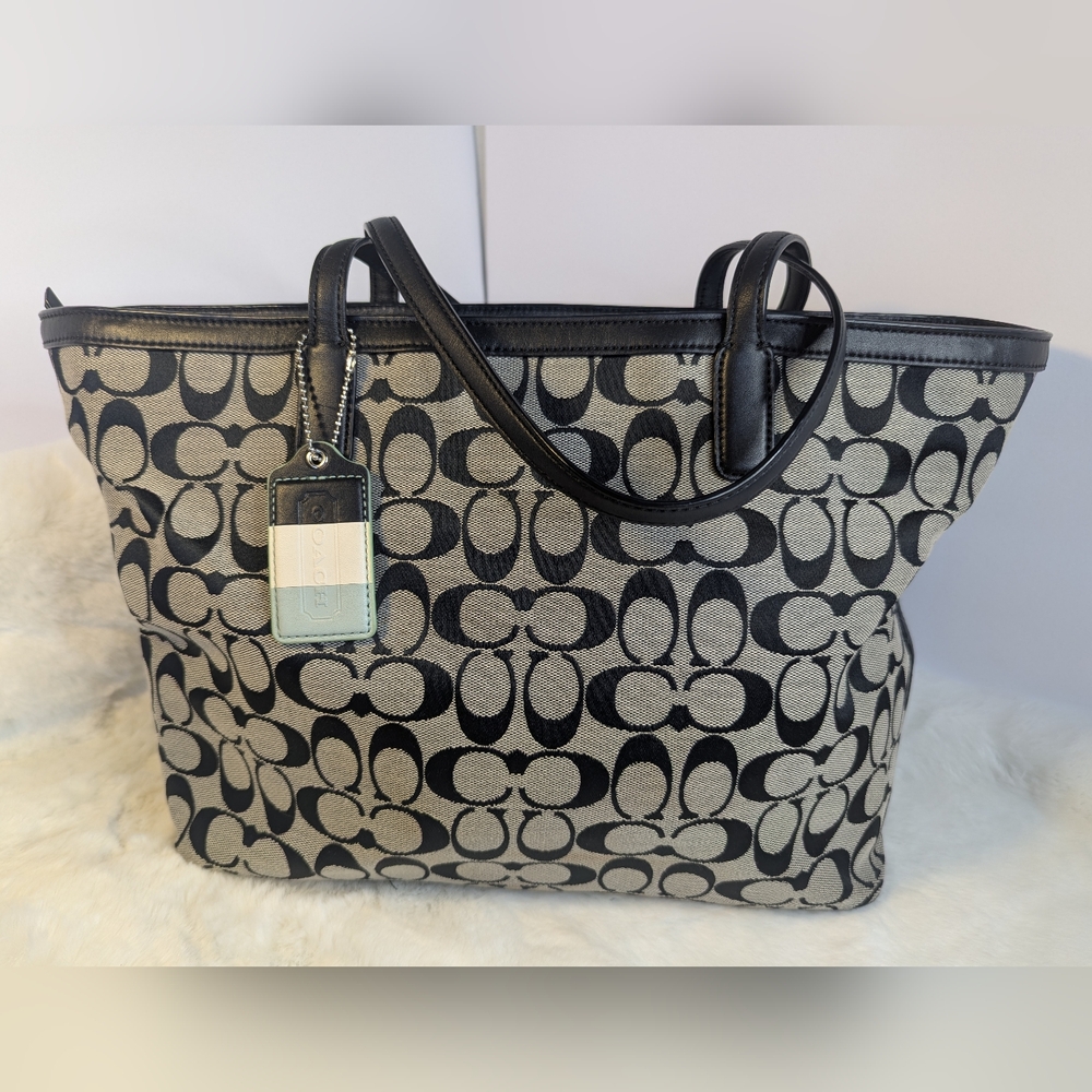 Coach Black and Gray Women's Tote Bag